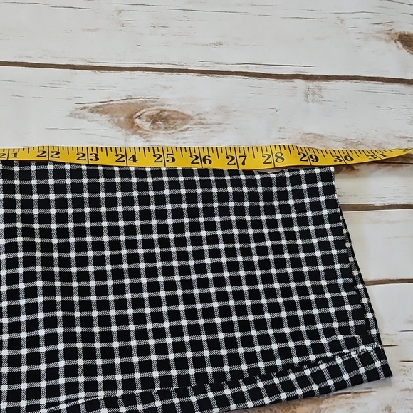 Old Navy Pixie Black and White Window Pane Check Pants - Picture 14 of 14